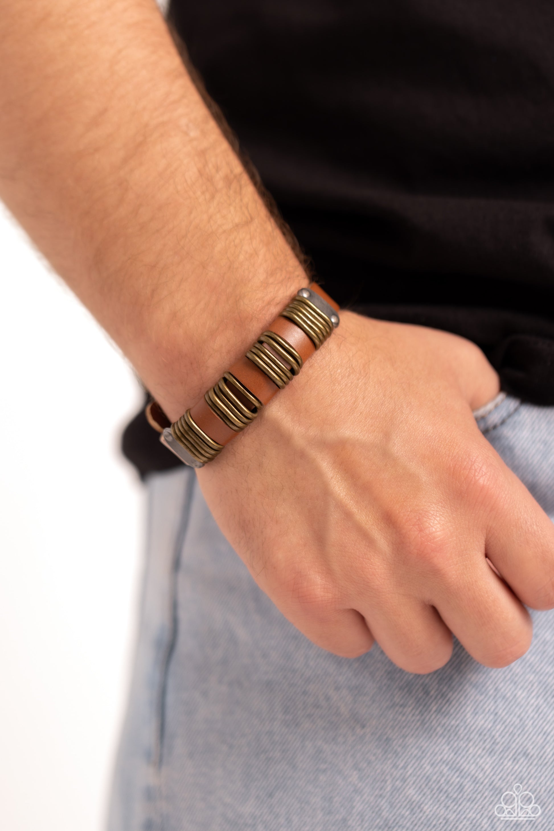 hardware-hustle-brass-p9ur-brxx-061xx