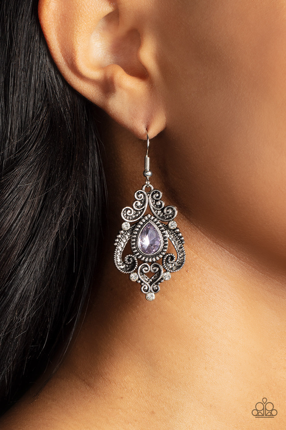 Paparazzi ♥ Palace Perfection - Purple ♥  Earrings