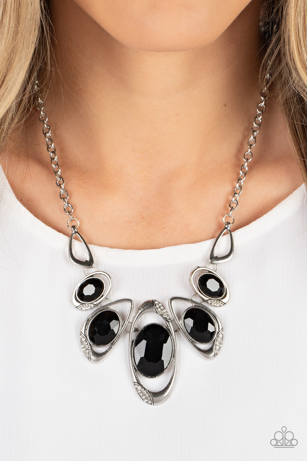 Paparazzi ♥ Hypnotic Twinkle - Black ♥  Necklace