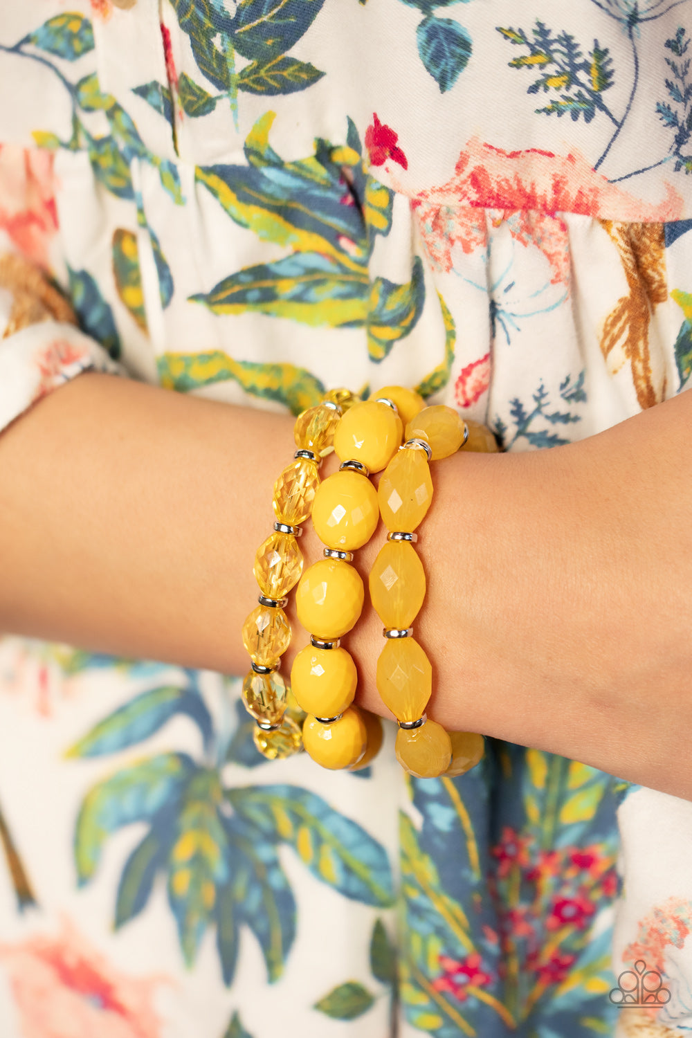 Paparazzi ♥ High Tide Hammock - Yellow ♥  Bracelet