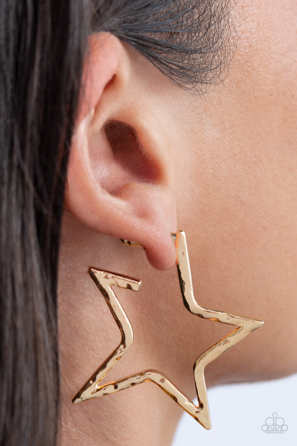 Paparazzi ♥ All-Star Attitude - Gold ♥  Earrings