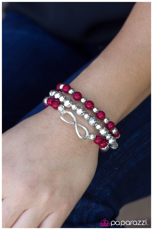 a-race-against-time-pink-p9wh-pkxx-034xx