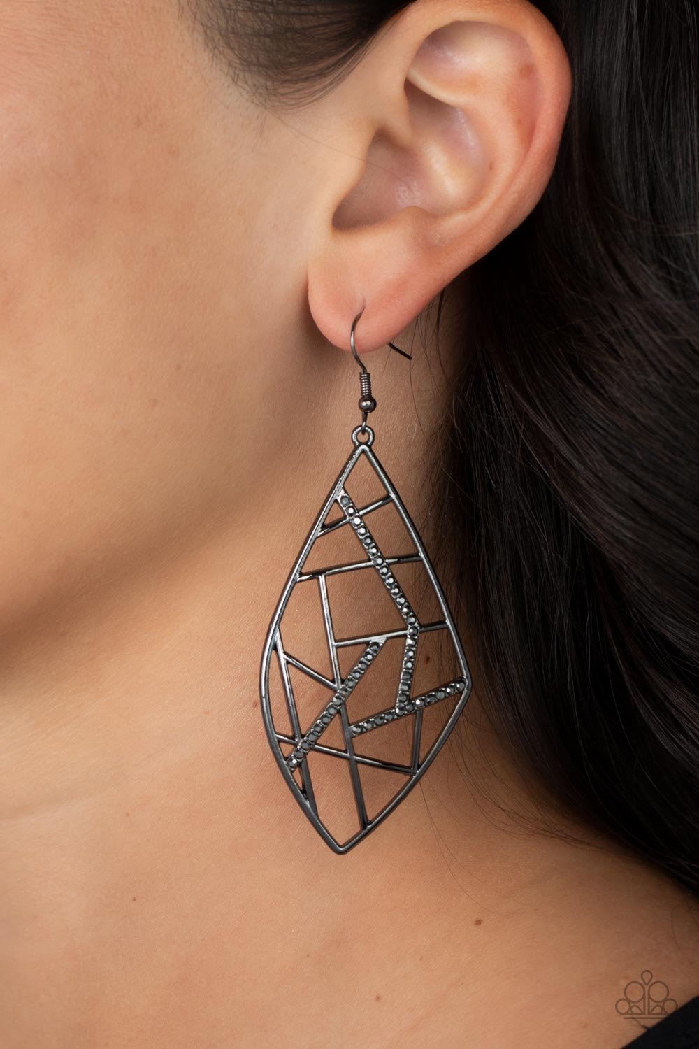 geo-grid-black-p5ed-bkxx-133xx