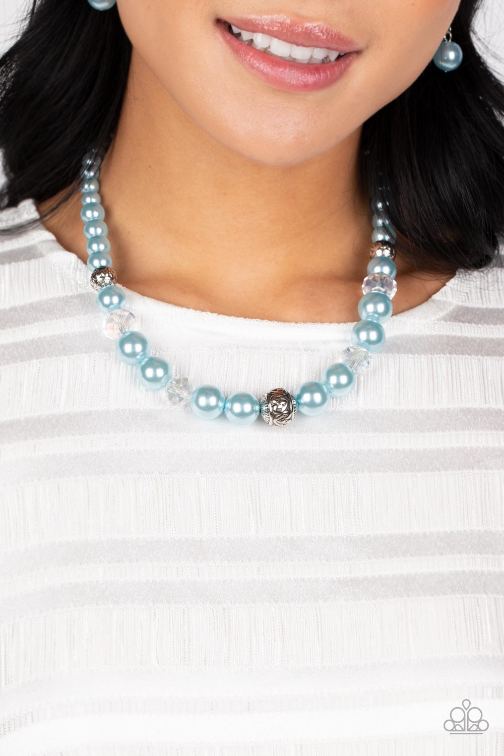 Paparazzi ♥ The NOBLE Prize - Blue ♥  Necklace