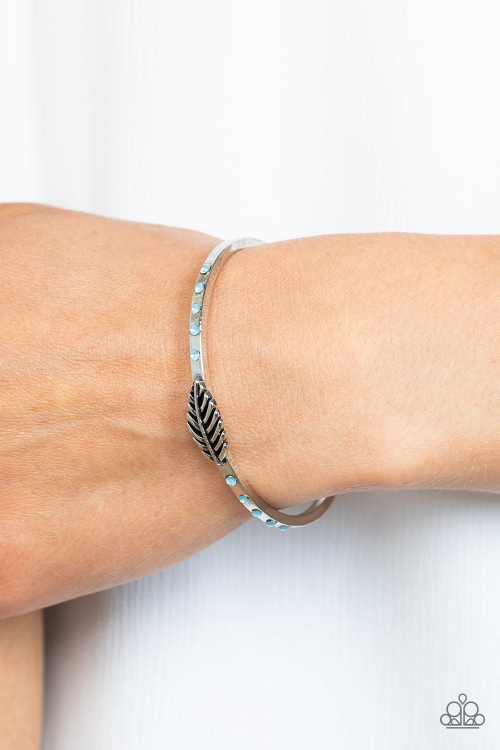 free-spirited-shimmer-blue-p9da-blxx-096xx