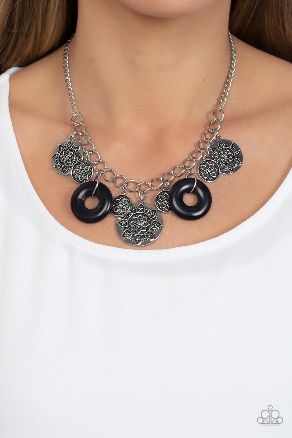 Paparazzi ♥ Western Zen - Black ♥  Necklace