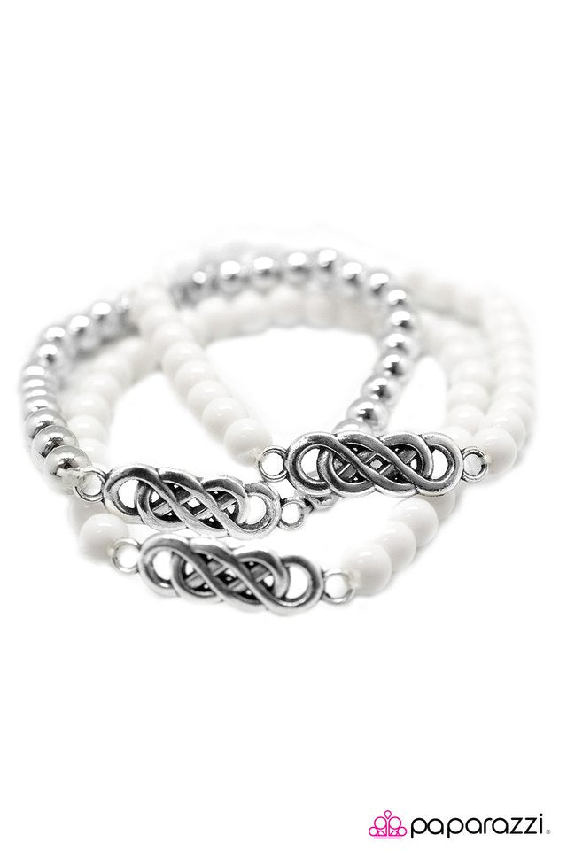 Paparazzi ♥ No End In Sight - White ♥ Bracelet