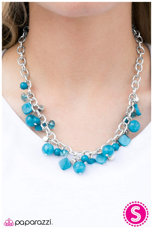 catch-22-blue-necklace-p2wh-blxx-041vb