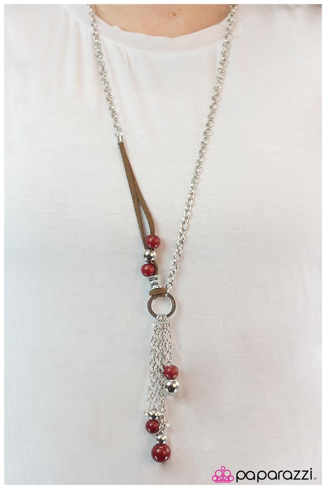 fight-like-a-girl-red-p2se-rdbn-040xx