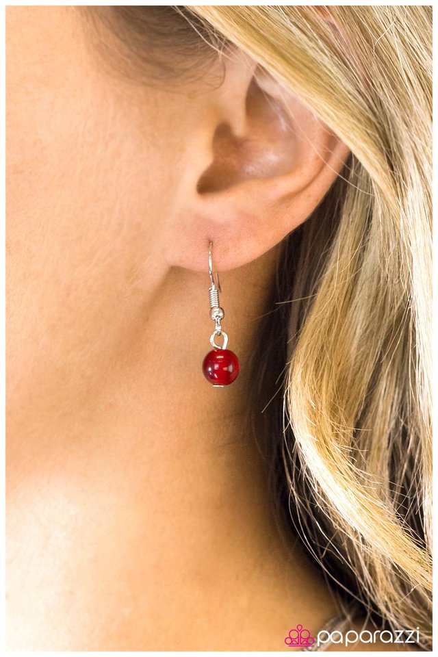 Paparazzi ♥ Half Past Midnight - Red ♥ Necklace