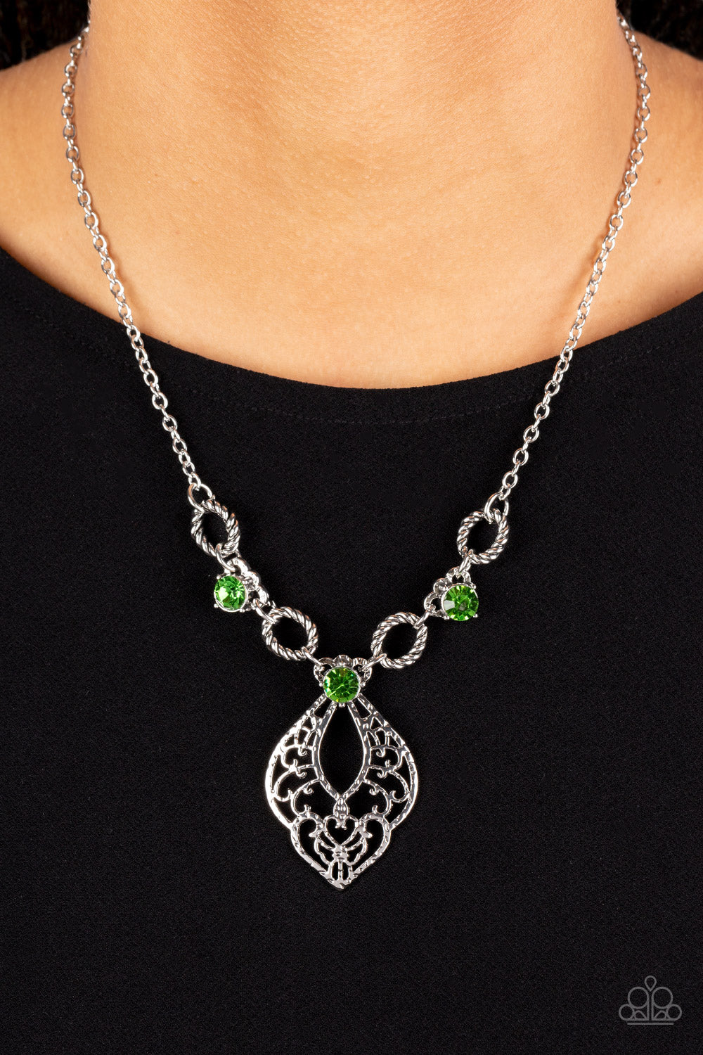 Paparazzi ♥ Contemporary Connections - Green ♥  Necklace
