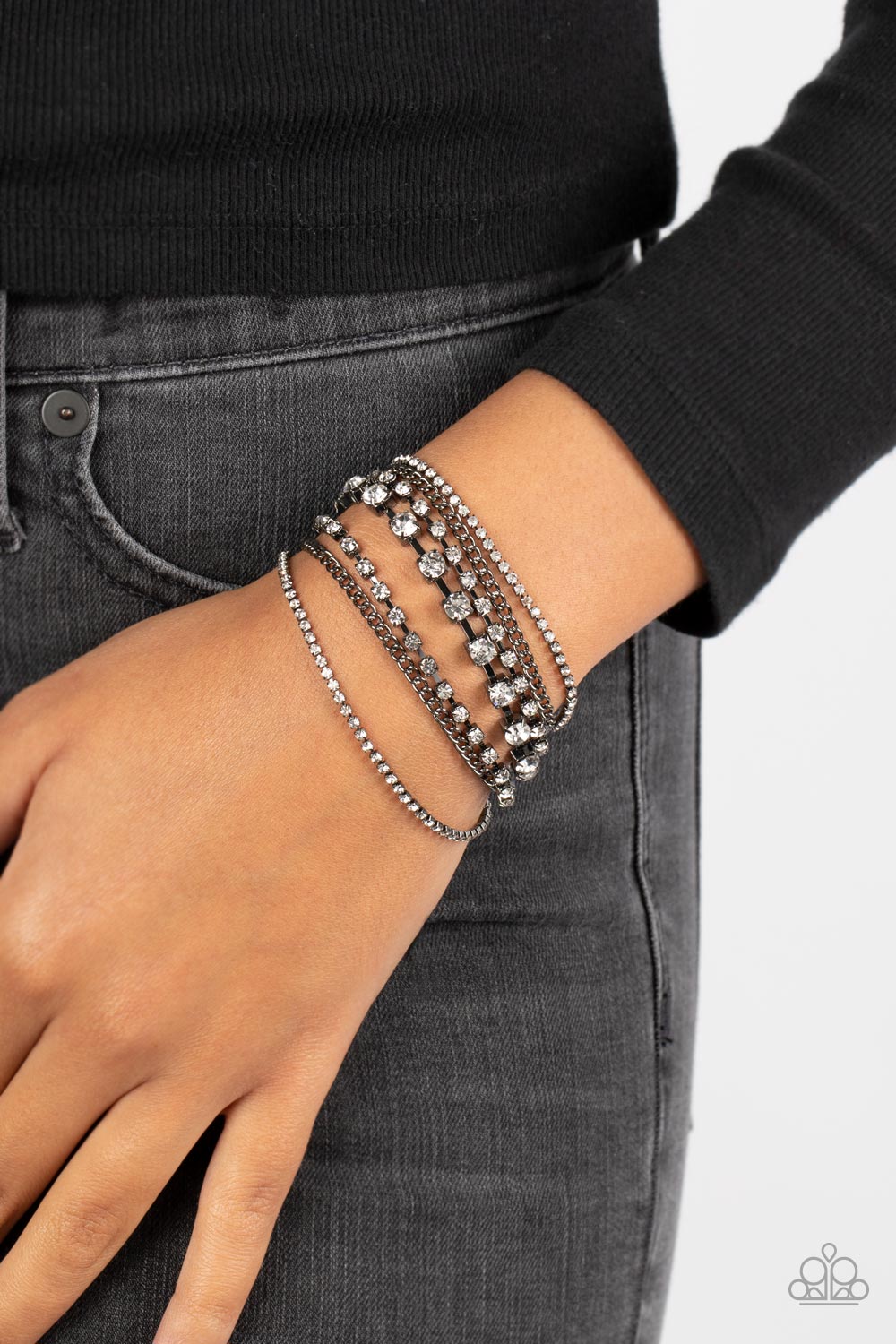Paparazzi ♥ Interstellar Interlude - Black ♥  Bracelet