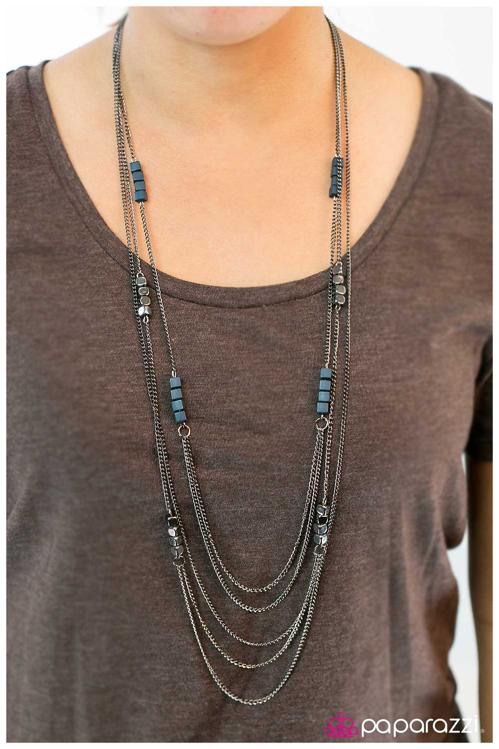 chain-of-fools-blue-p2in-blxx-033xx