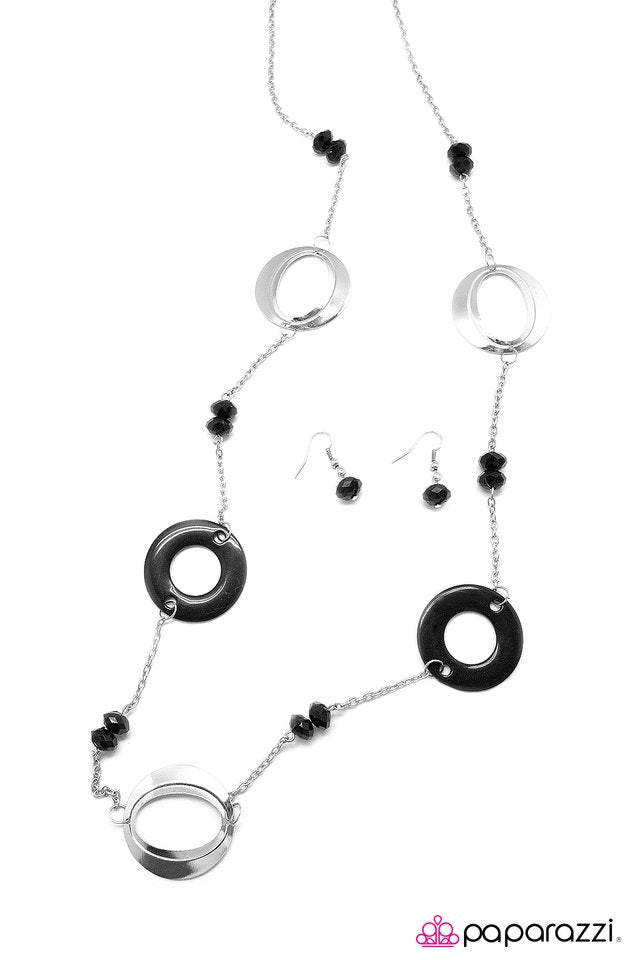 Paparazzi ♥ O Really? - Black ♥ Necklace