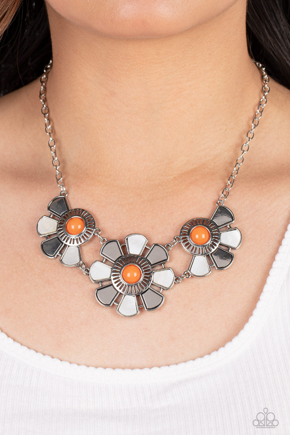 Paparazzi ♥ Aquatic Garden - Orange ♥  Necklace