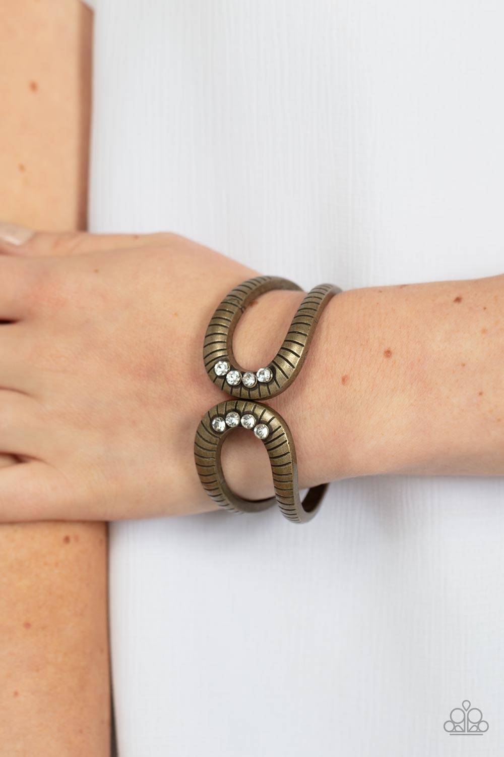 desert-prosperity-brass-p9st-brxx-014xx