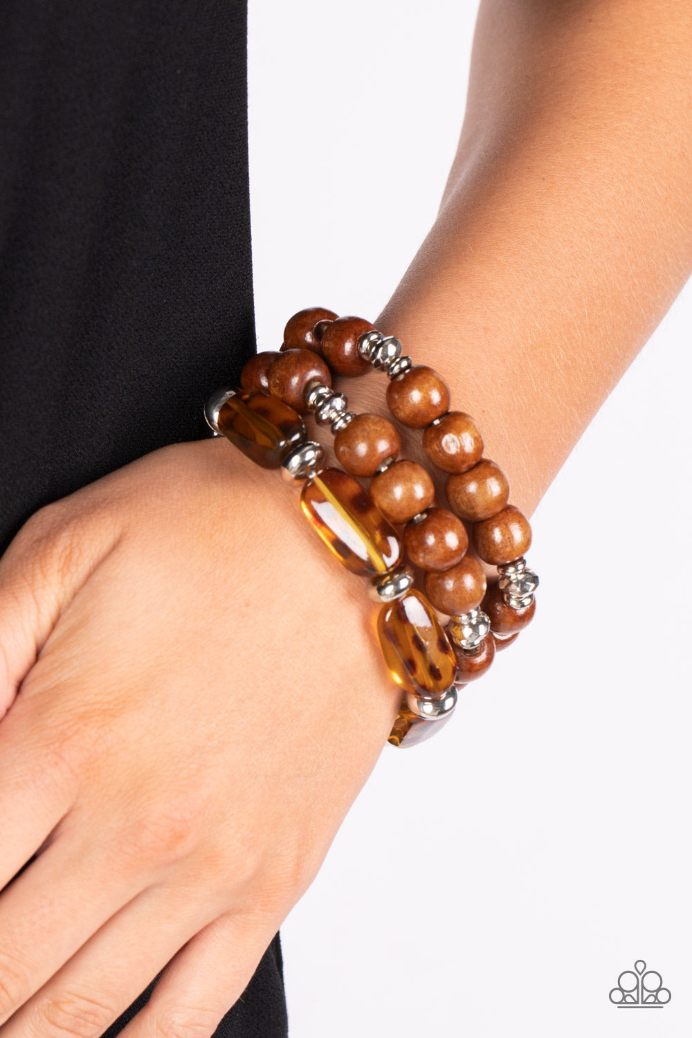 wild-mannered-brown-p9wh-bnxx-108xx