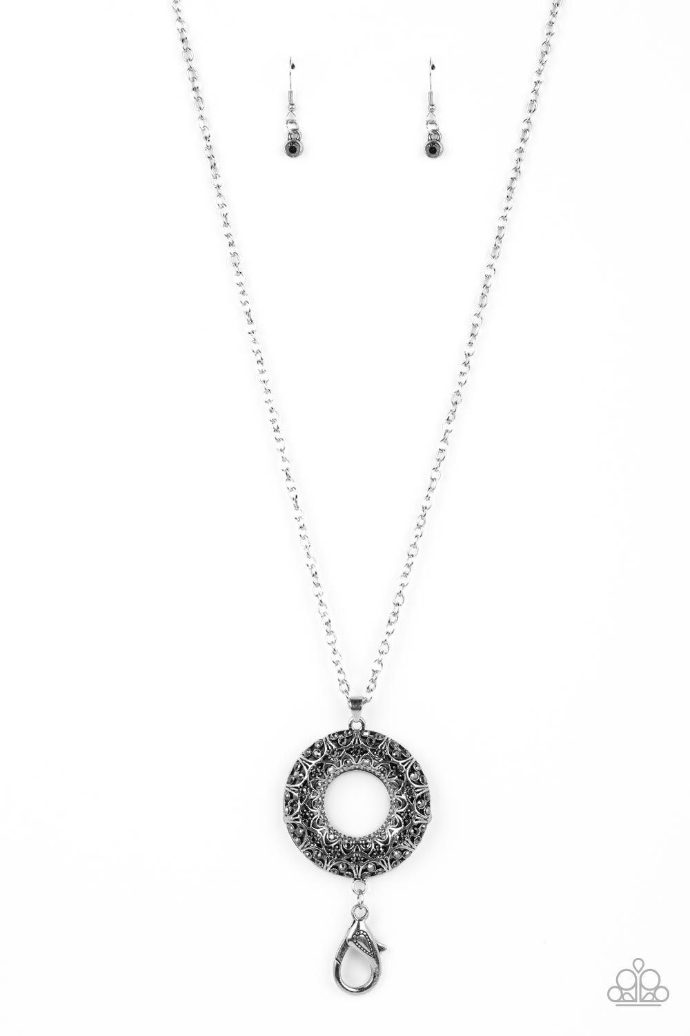 wintry-wreath-silver-p2ln-svxx-118xx