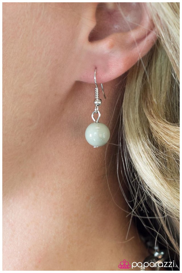 Paparazzi ♥ The Best Is Yet To Come - Green ♥ Necklace