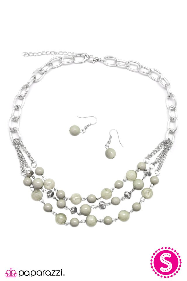 Paparazzi ♥ The Best Is Yet To Come - Green ♥ Necklace