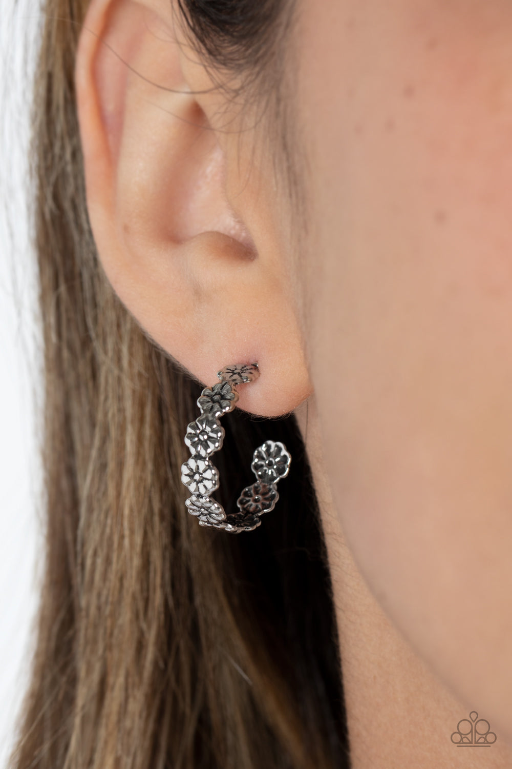 floral-fad-silver-p5ho-svxx-345xx