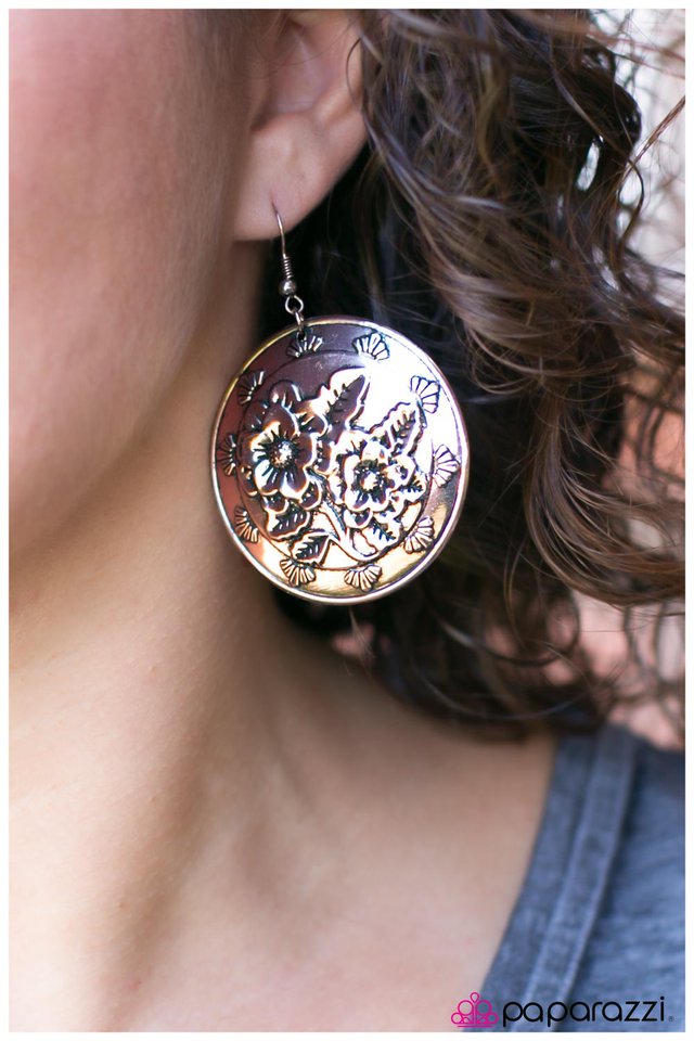the-floral-of-the-story-is--copper-p5wh-cpxx-022xx