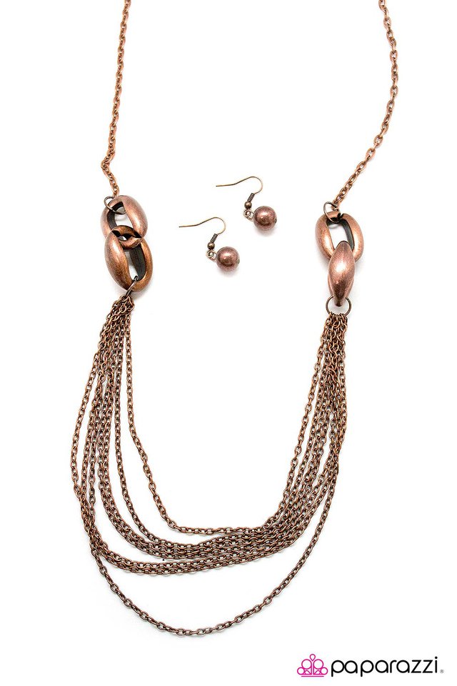 Paparazzi ♥ Daringly Debonair - Copper ♥ Necklace