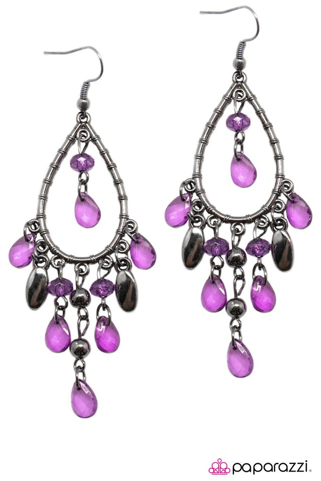 Paparazzi ♥ Catch of The Day - Purple ♥ Earrings