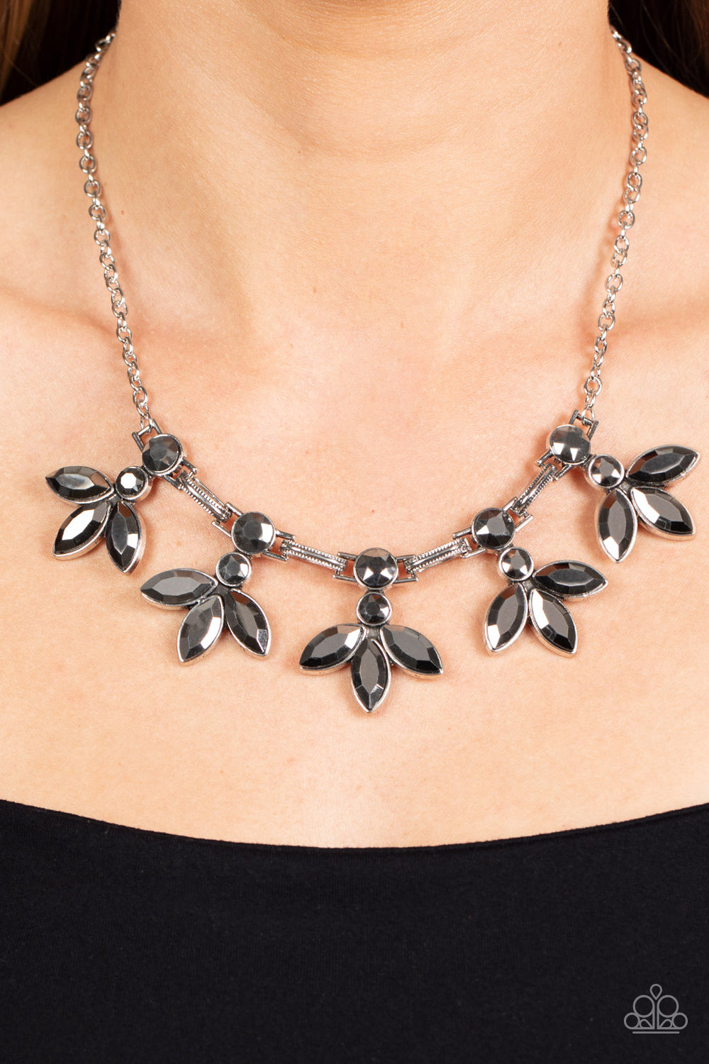 dauntlessly-debonair-silver-p2st-svxx-198xx