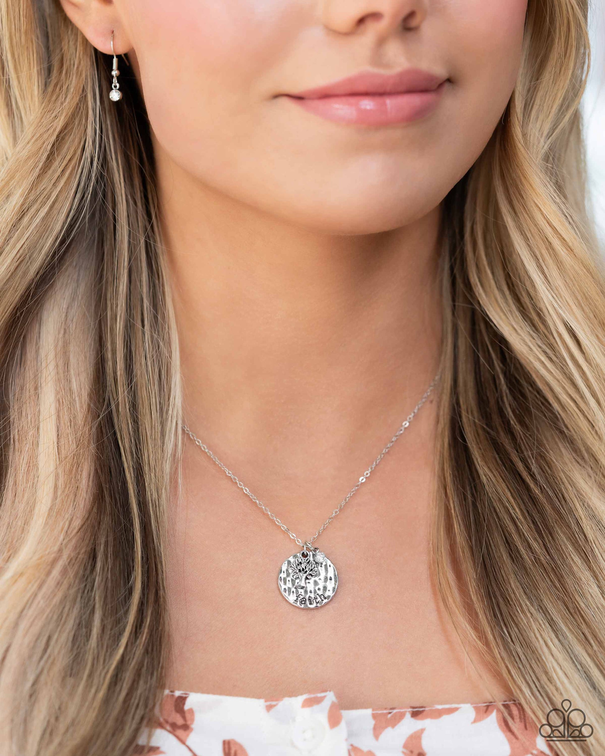 flourishing-faith-white-p2wd-wtxx-224xx