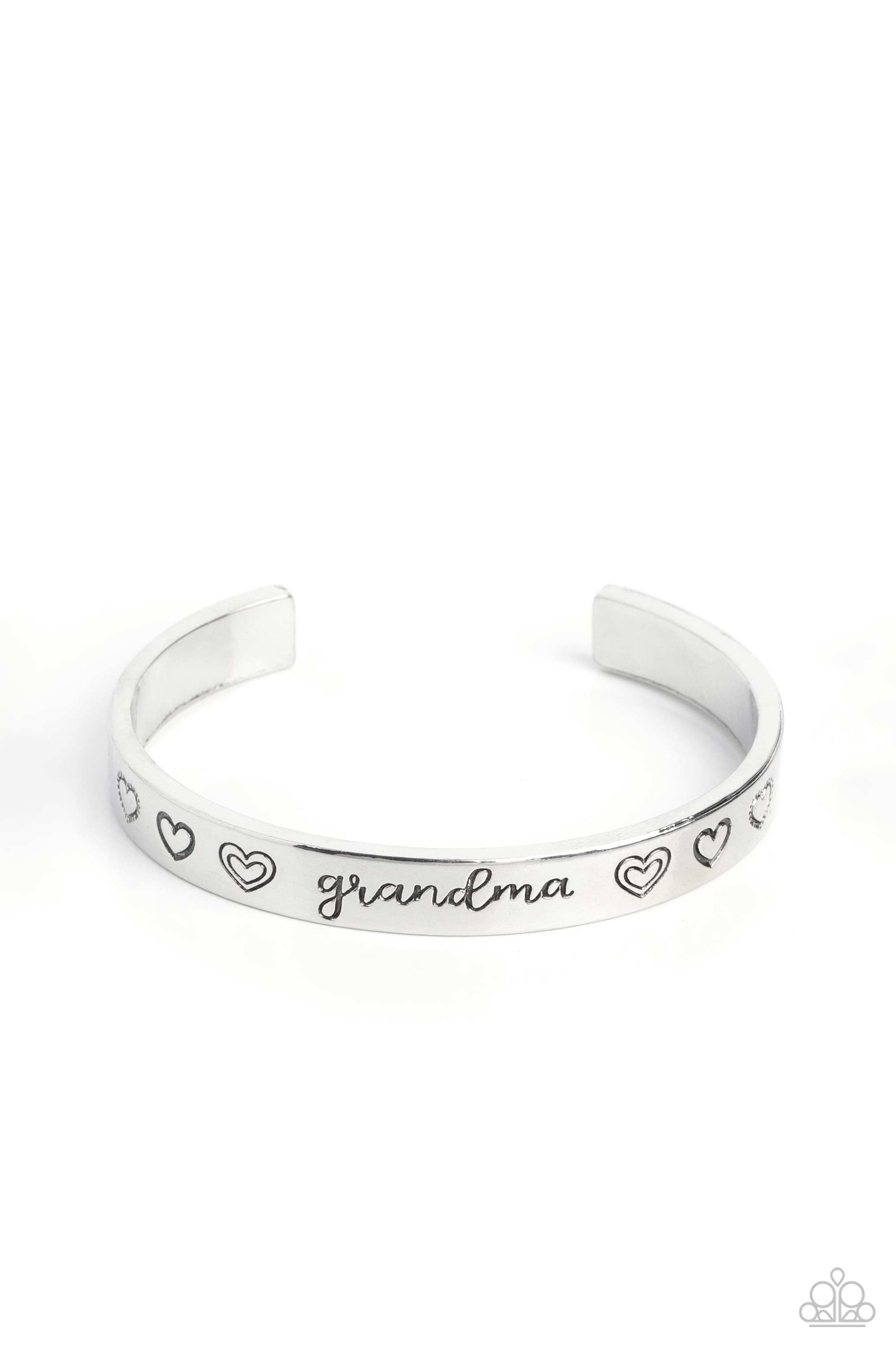 a-grandmothers-love-silver-p9wd-svxx-220xx