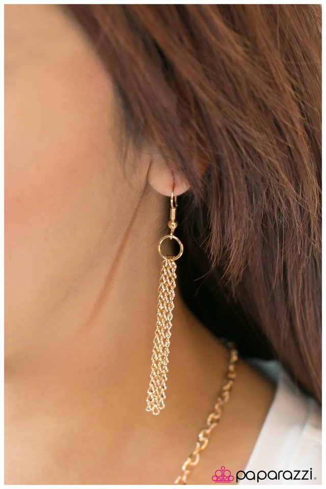 Paparazzi ♥ Count Your Blessings - Gold ♥ Necklace