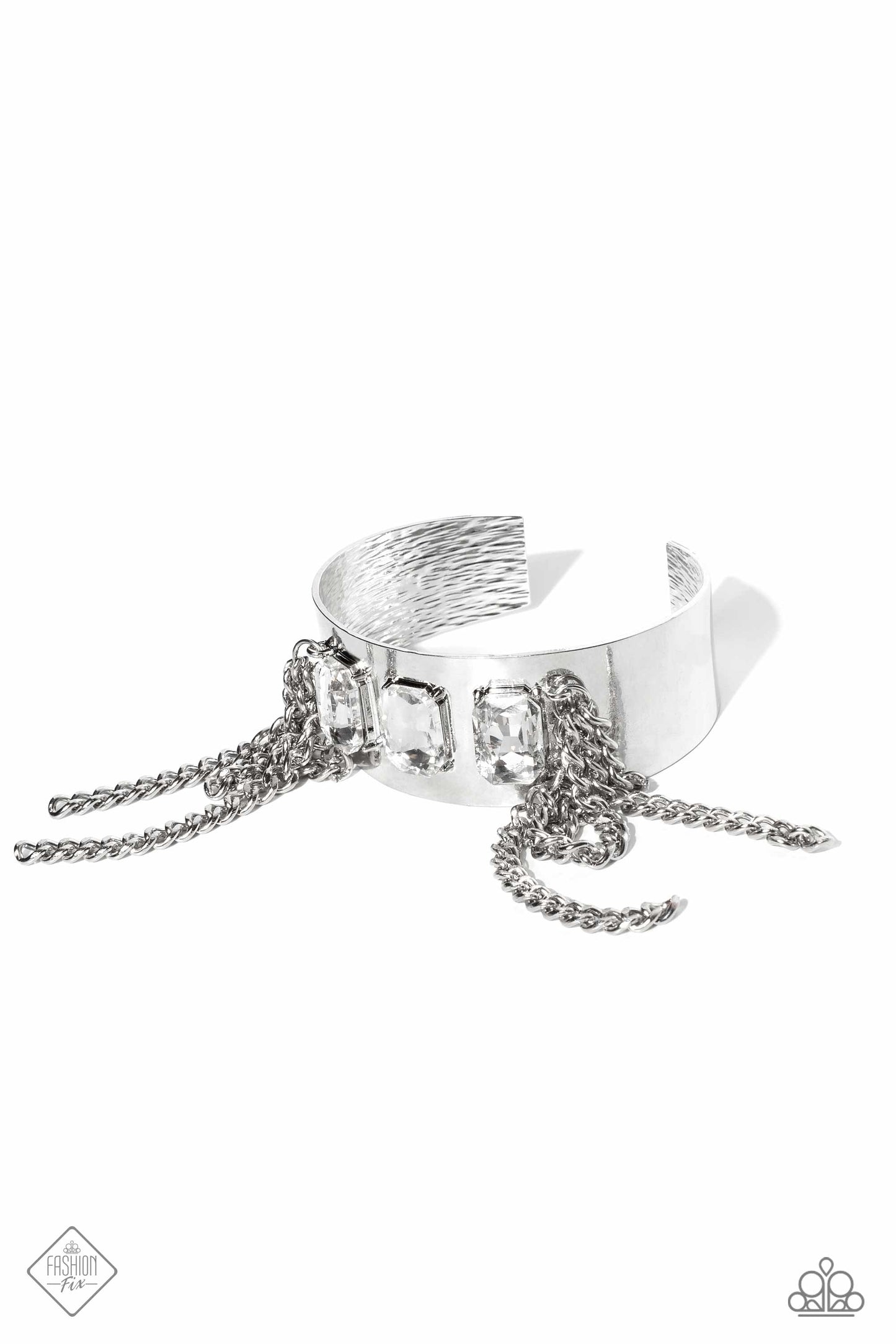 chain-showers-white-p9st-wtxx-038nh
