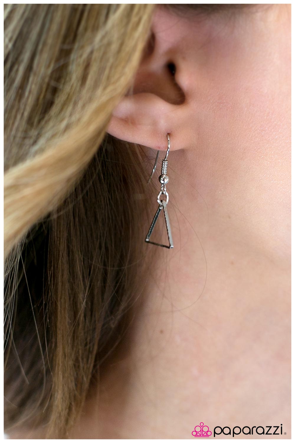 Paparazzi ♥ Love Triangle - Silver ♥  Necklace