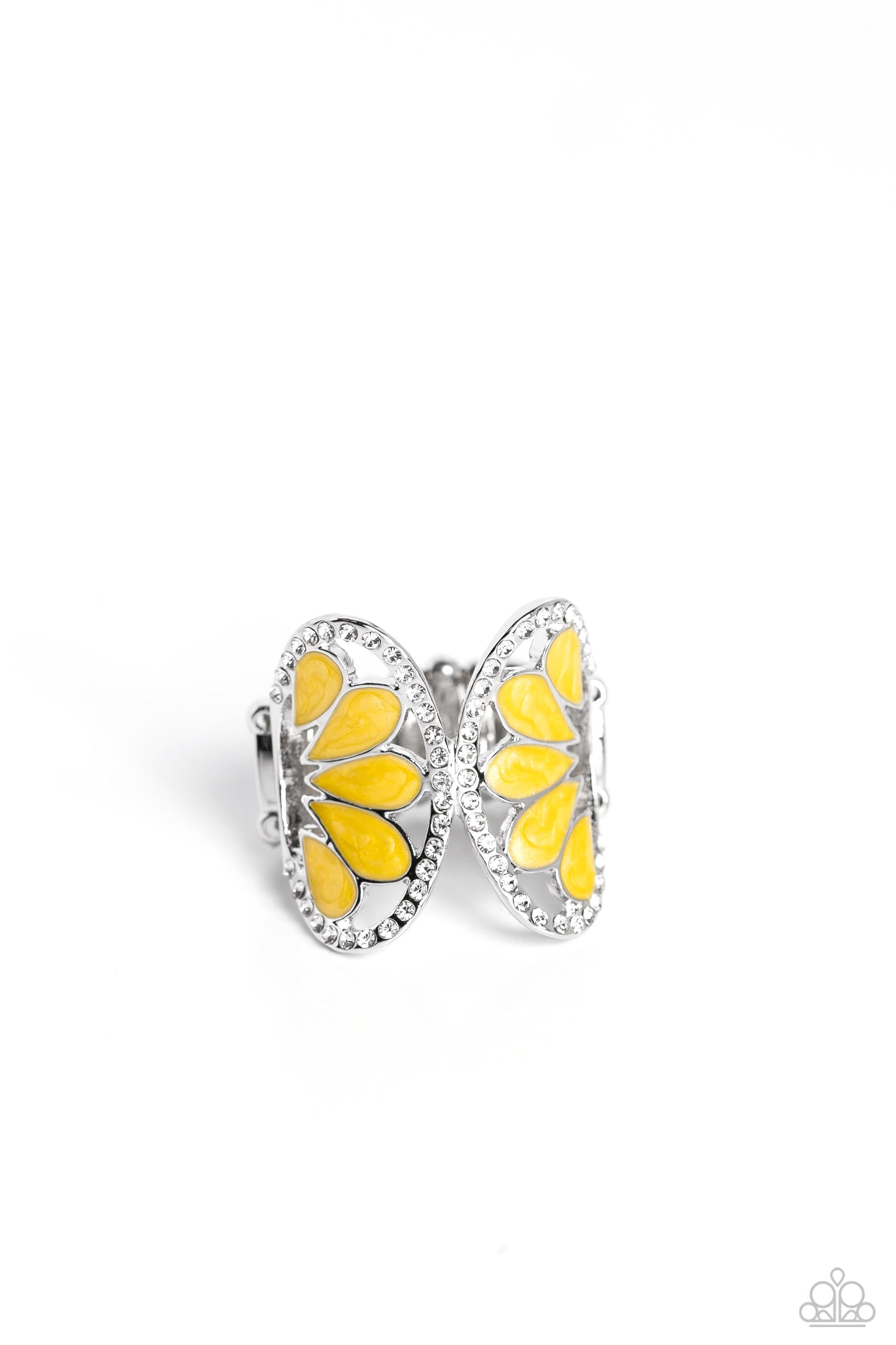 concaved-catwalk-yellow-p4re-ywxx-078xx