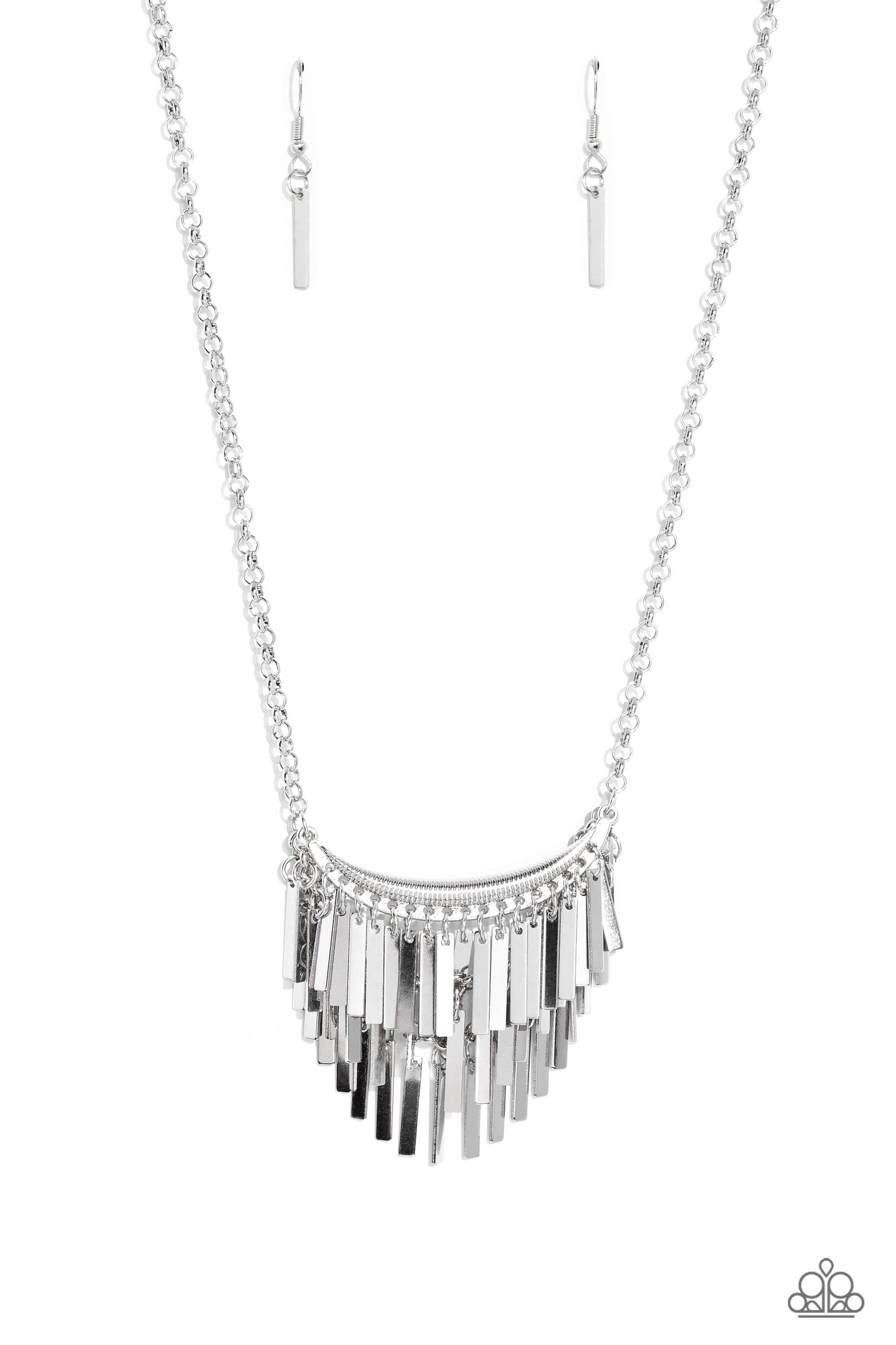 cue-the-chandelier-silver-p2se-svxx-171xx