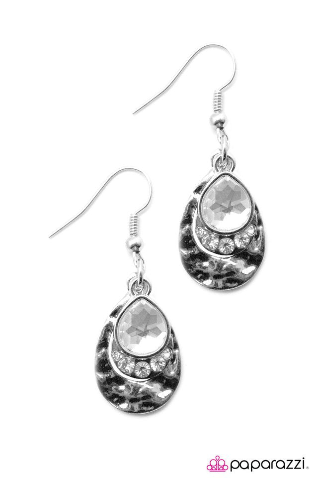 Paparazzi ♥ Totally Smitten - White ♥ Earrings