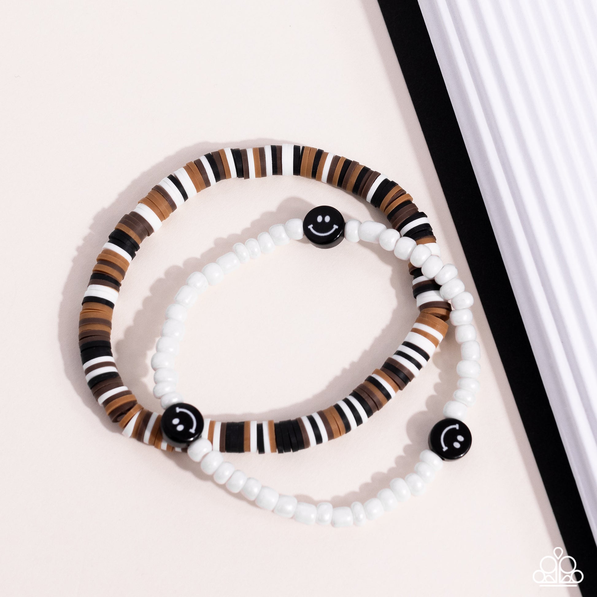 tabloid-talent-black-p9se-bkxx-334xx