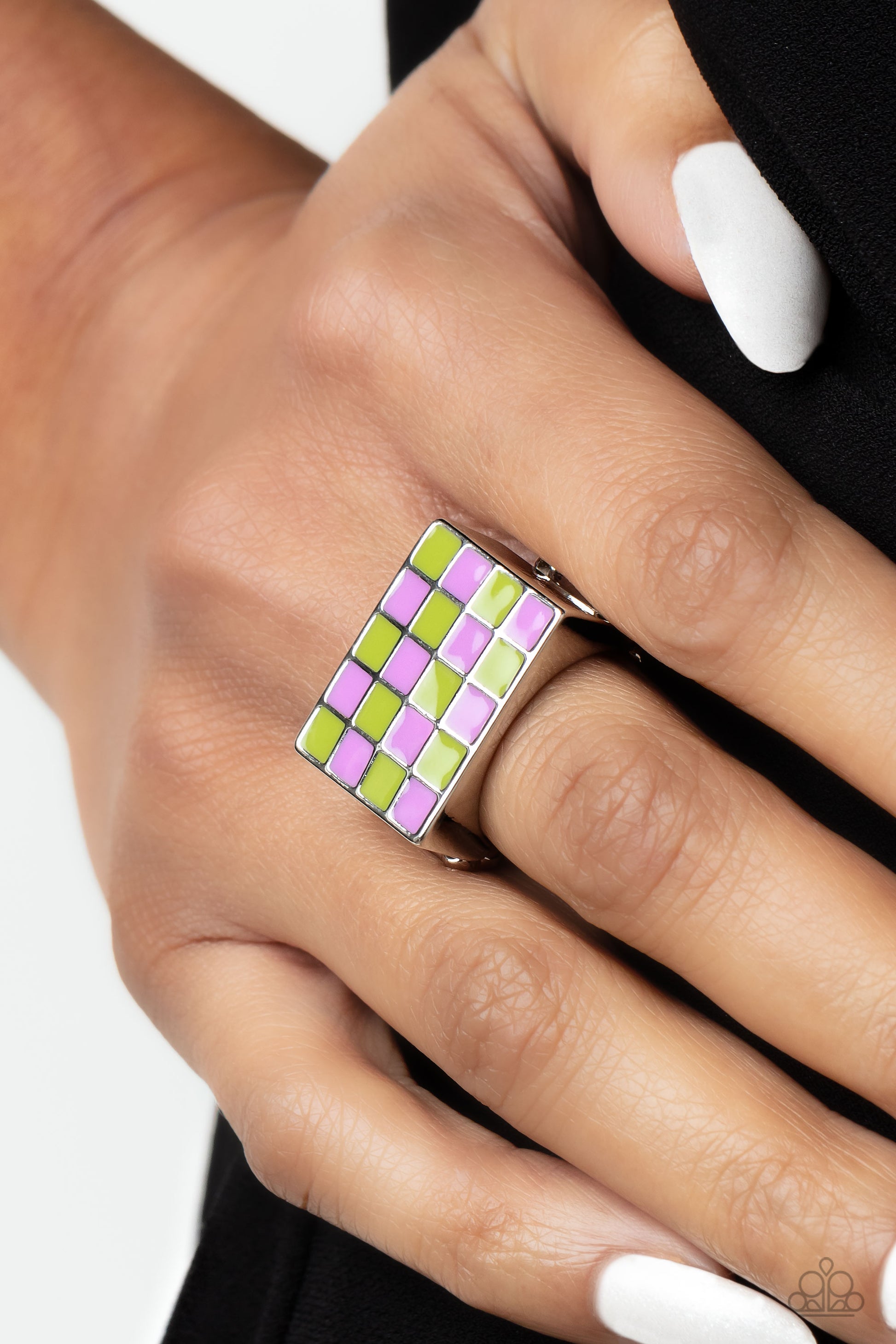 checkerboard-craze-green-p4da-grxx-070xx