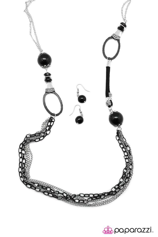 Paparazzi ♥ Lifes a Gamble - Black ♥ Necklace
