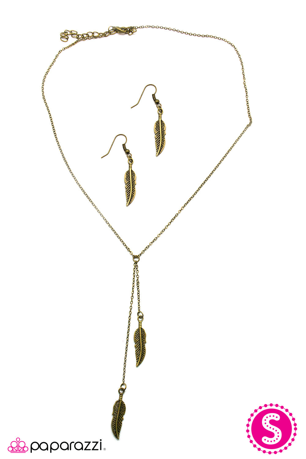 Paparazzi ♥ Flying South For The Winter - Brass ♥  Necklace