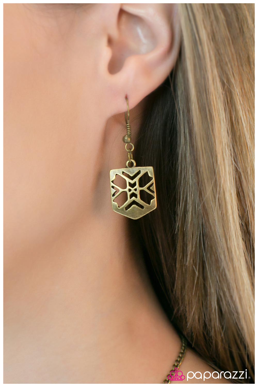 Paparazzi ♥ Texas Holdem - Brass ♥  Necklace