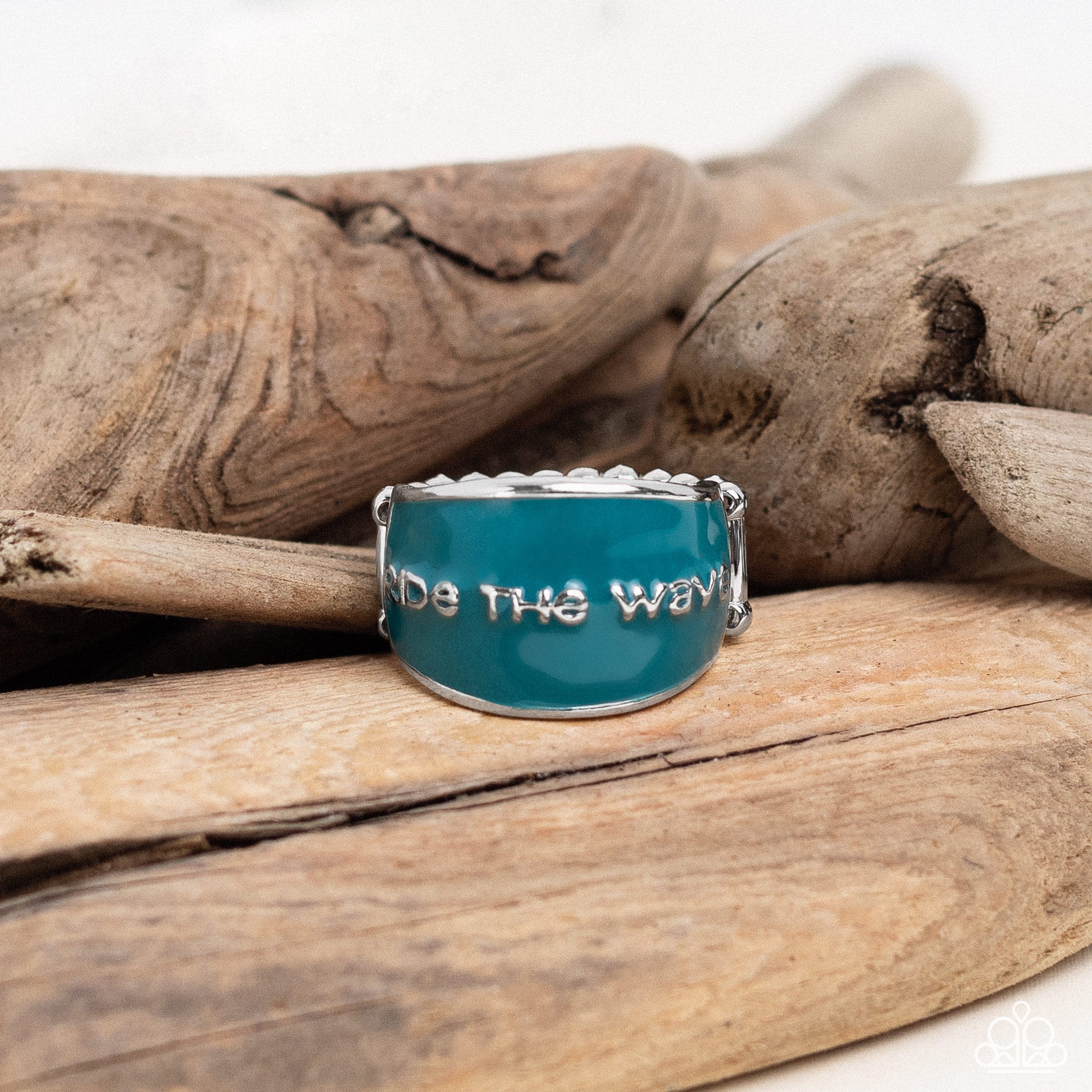 west-coast-waves-blue-p4wd-blxx-091xx