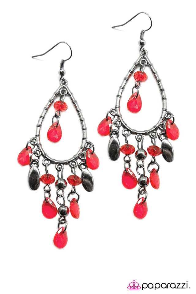 Paparazzi ♥ Catch of The Day - Red ♥ Earrings