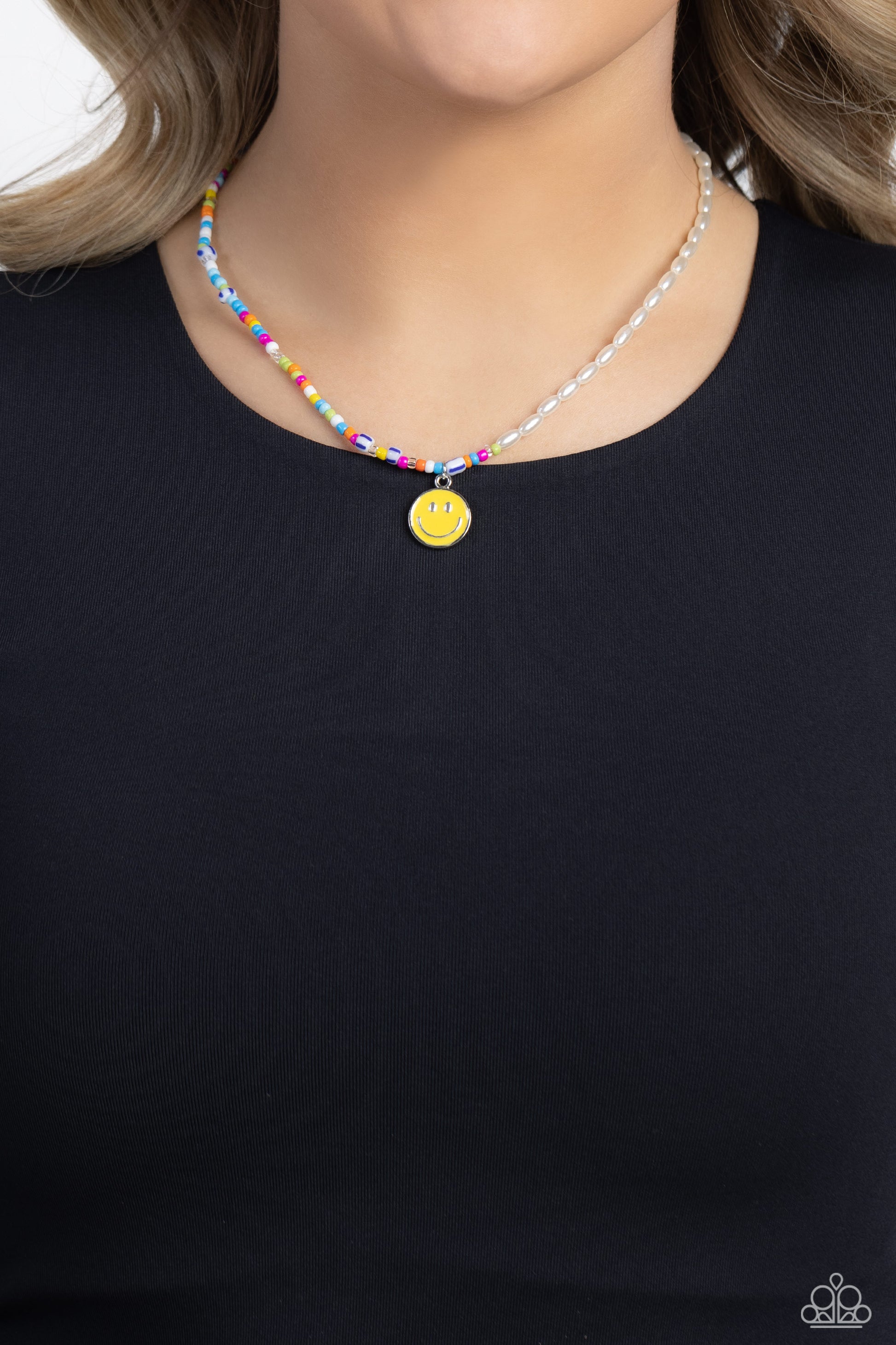smiling-showdown-yellow-p2da-ywxx-080xx