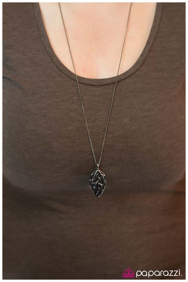 the-sky-is-falling-black-p2se-bkxx-038vn