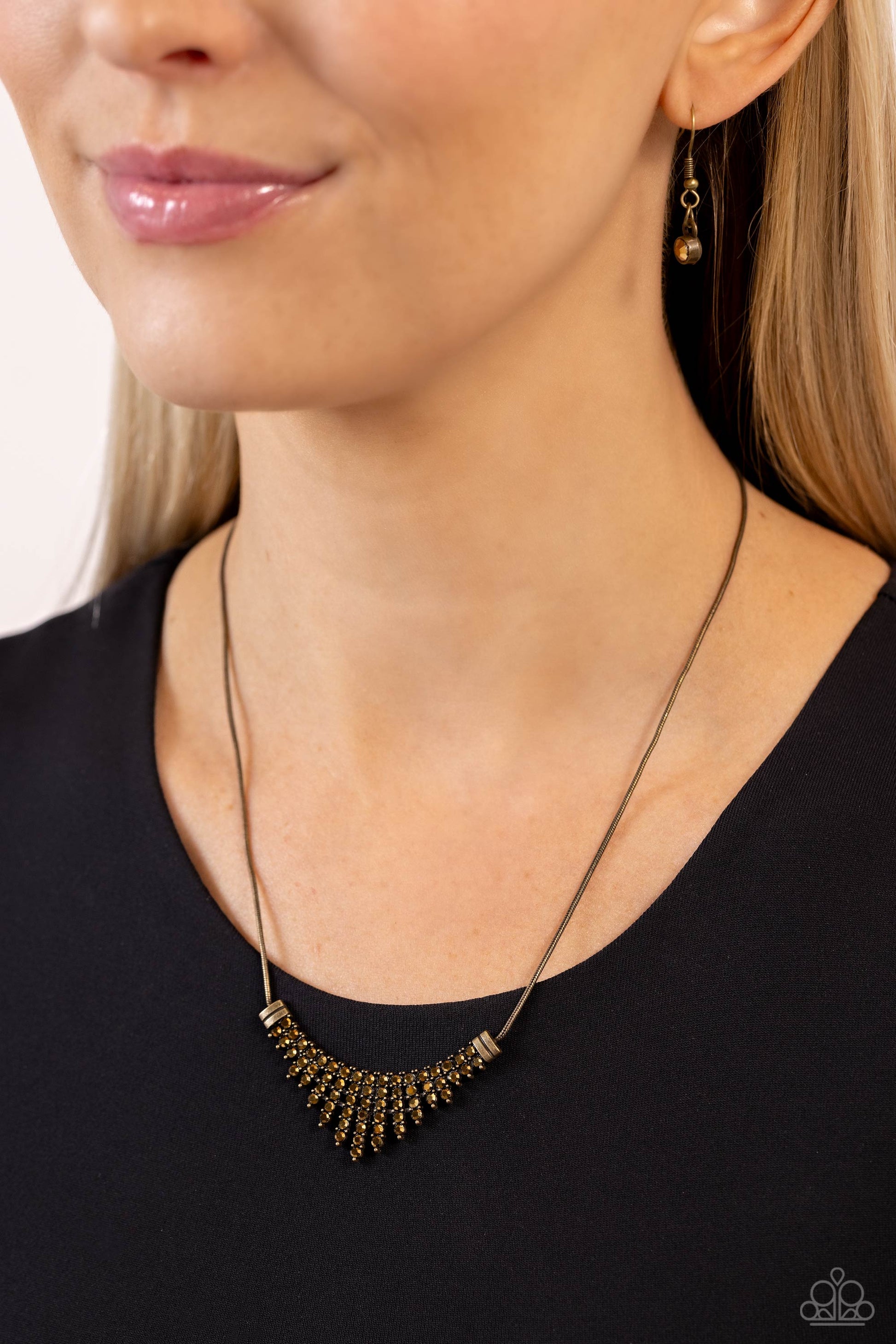 dramatic-diadem-brass-p2da-brxx-149xx