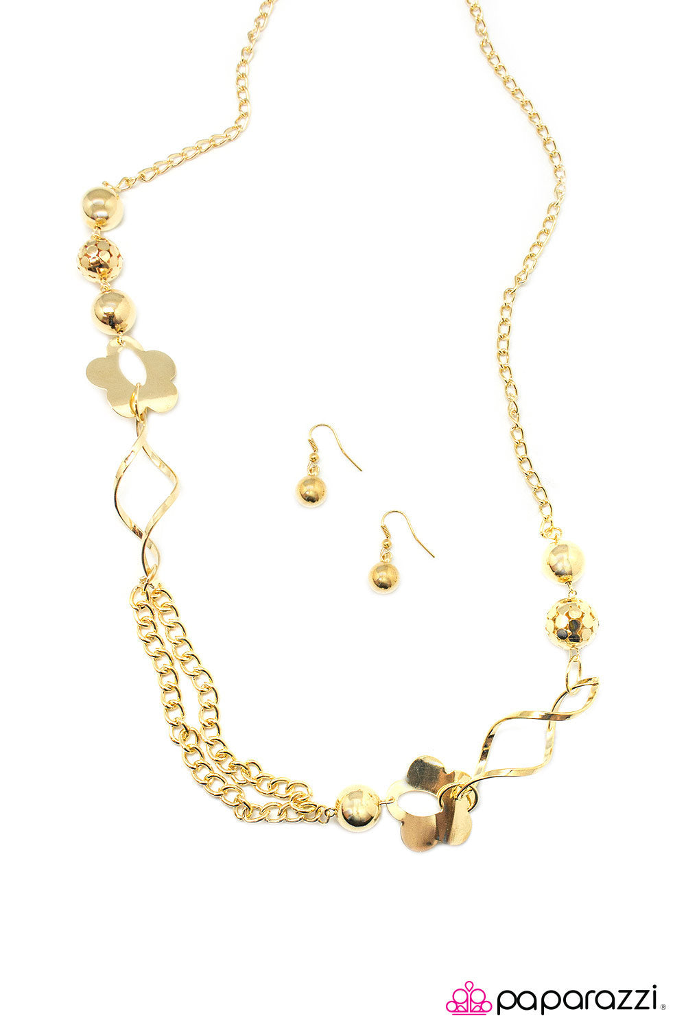 Paparazzi ♥ Daisy Duke - Gold ♥  Necklace