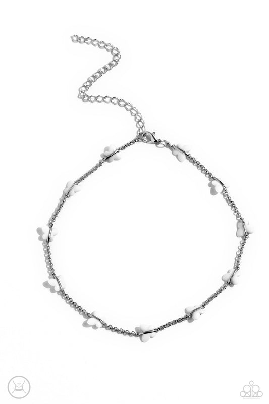 flying-in-wait-white-p2ch-wtxx-066xx