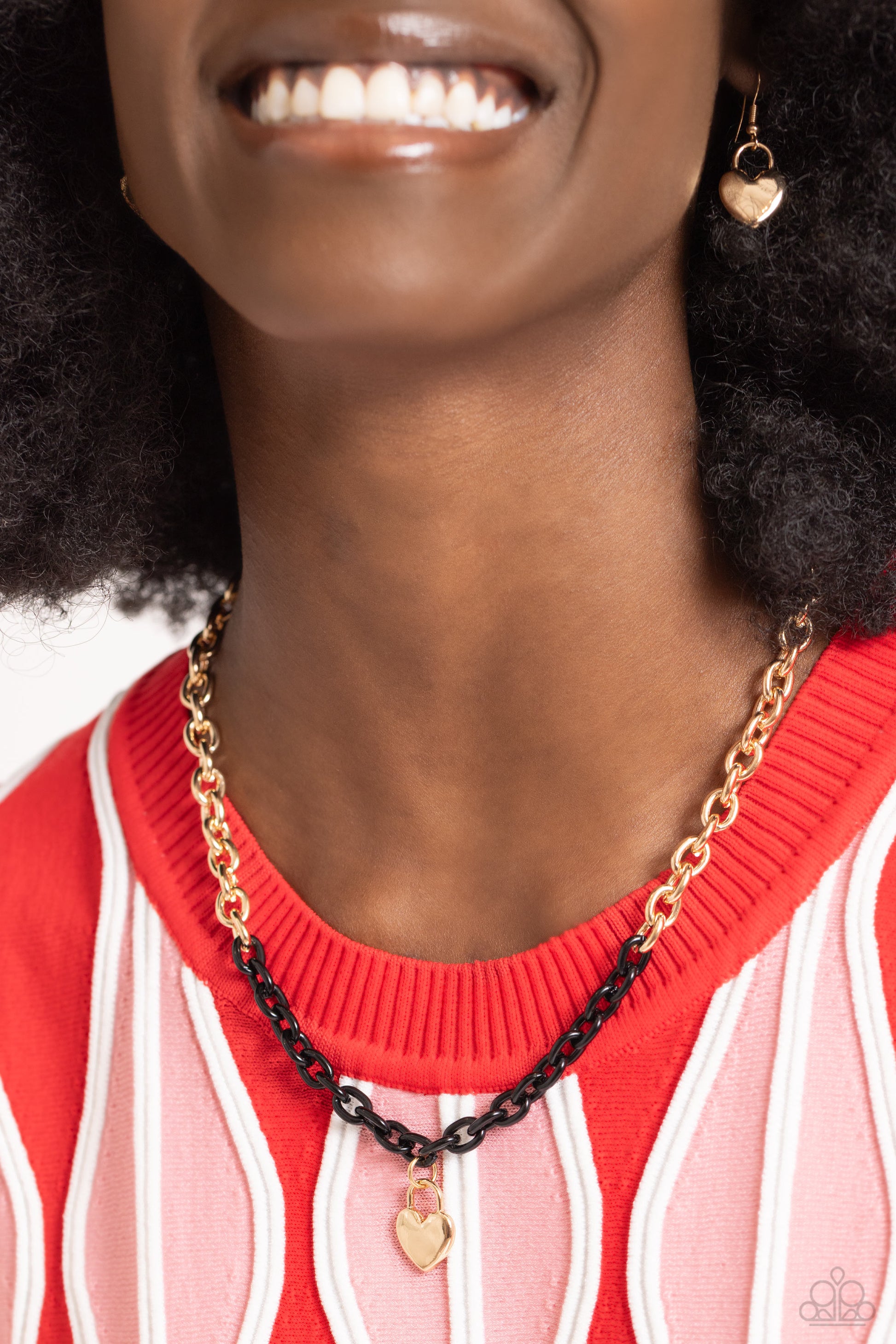 locked-down-black-p2wh-bkxx-317pp